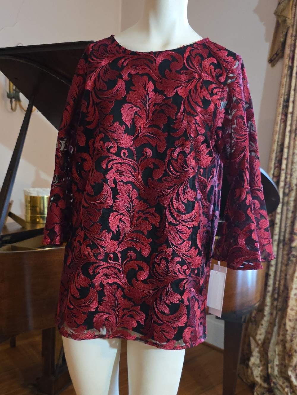 Women’s Red Floral Brocade Tunic Stlye Blouse